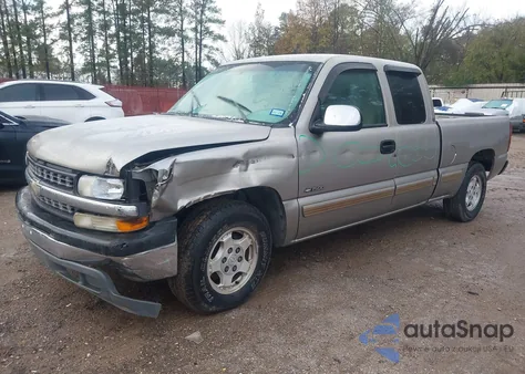 2001 Chevrolet Silverado 1500 Ls z USA, uszkodzony, nr VIN 2GCEC19V411334040